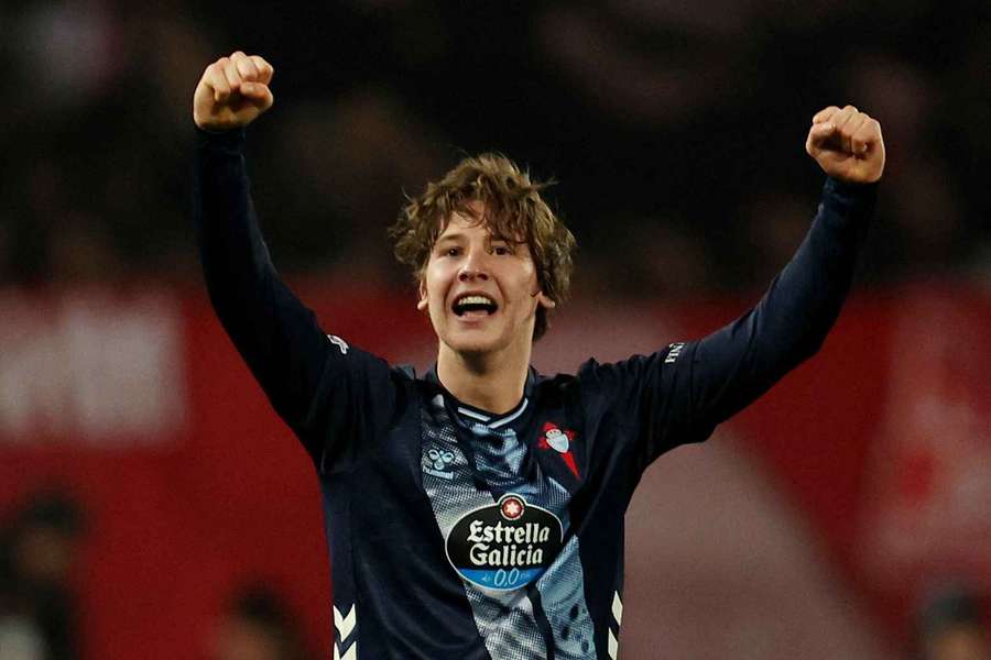 Fer Lopez apontou um golaço pelo Celta Fer Lopez apontou um golaço pelo Celta