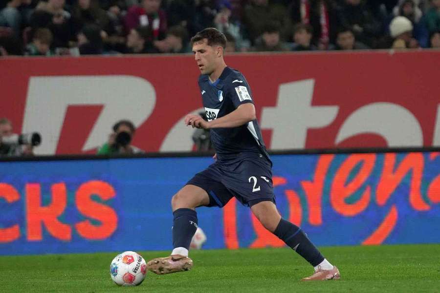 obránce Robin Hranáč v akci v dresu Hoffenheimu.