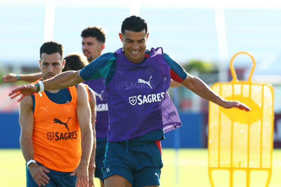 Ronaldo no treino da seleção portuguesa Ronaldo no treino da seleção portuguesa
