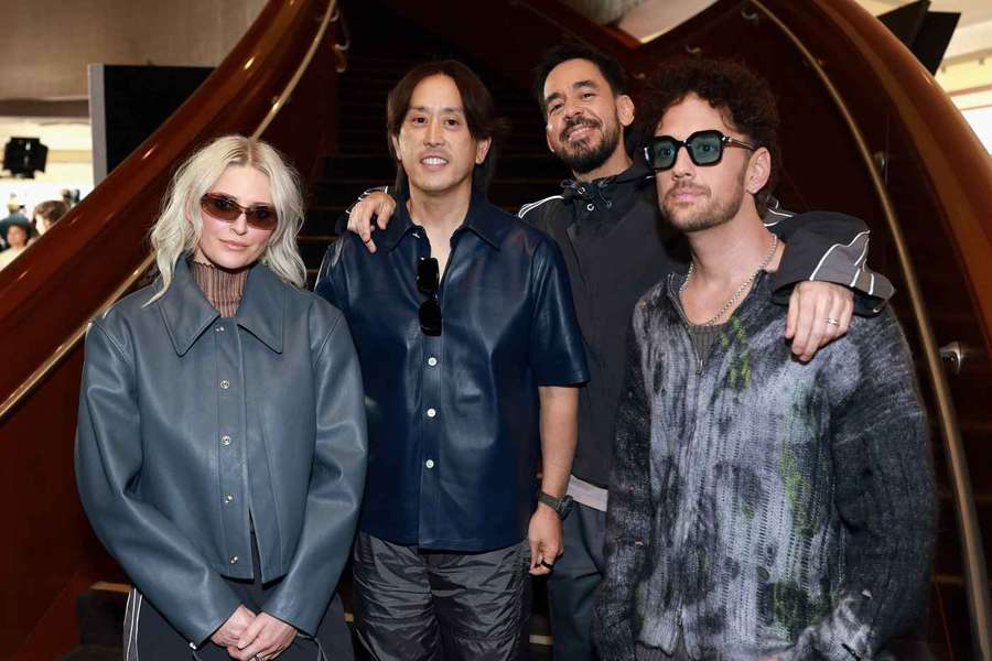 Linkin Park quiere calentar al público.