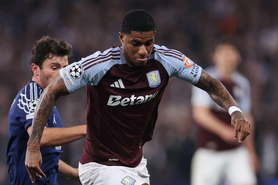 Foster acredita que o Villa não contratará Rashford porque jogador "não parece feliz"