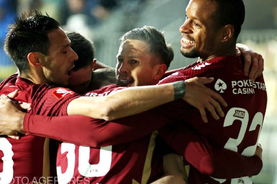 CFR Cluj s-a impus cu 2-1 pe teren propriu în fața lui UTA Arad