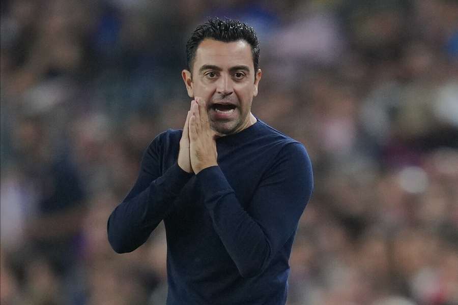 Xavi facing early criticism is premature and counterproductive given Barca's situation