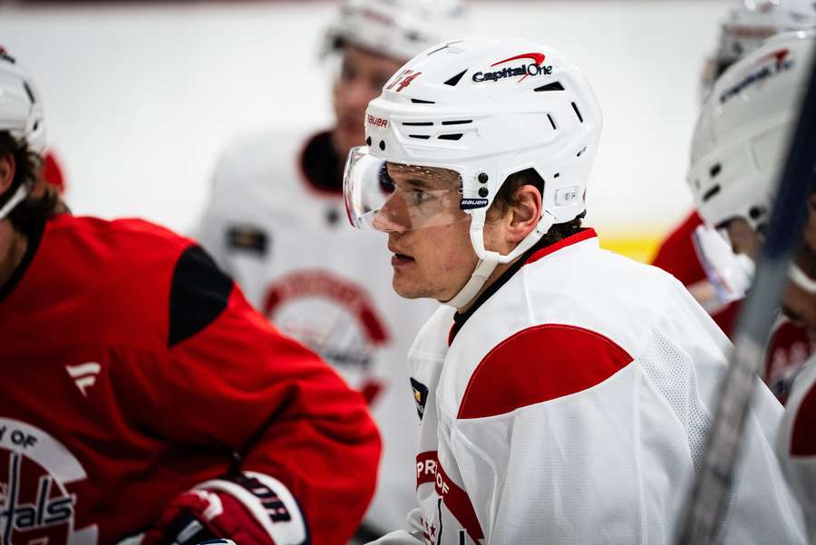 Kämpf během tréninku s Washingtonem.