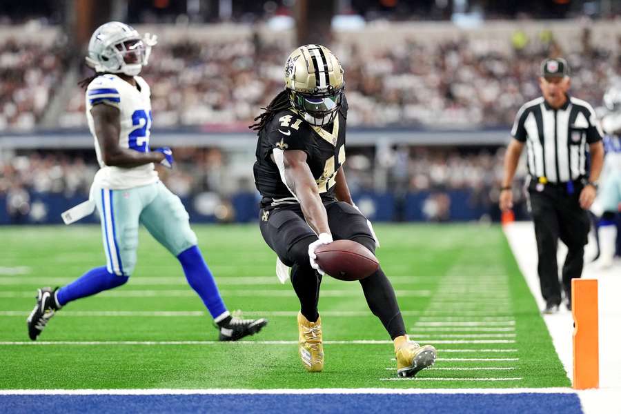 Kamara teve um dia de destaque para os Saints