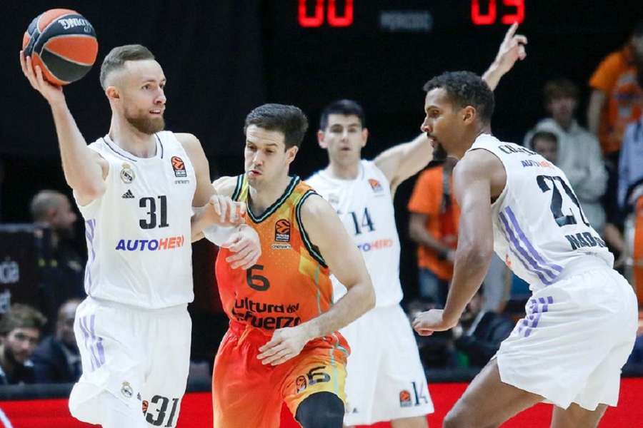 Musa brilla en La Fonteta ante el Valencia Basket y el Barça minimiza al Partizan