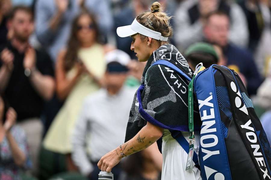 Marketa Vondrousova afastada na primeira ronda de Wimbledon