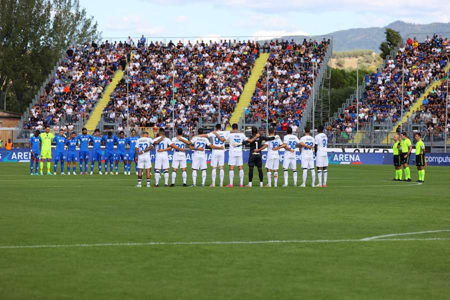 Il minuto di silenzio non rispettato a Empoli per Empoli-Inter