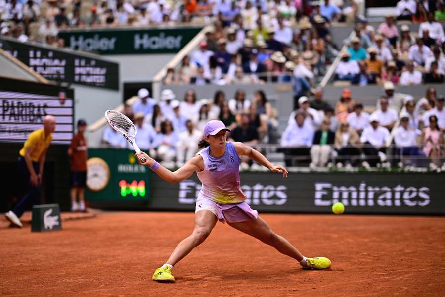 Tenis Flash: Świątek walczy o półfinał Rolanda Garrosa. Będzie mecz z Sabalenką?