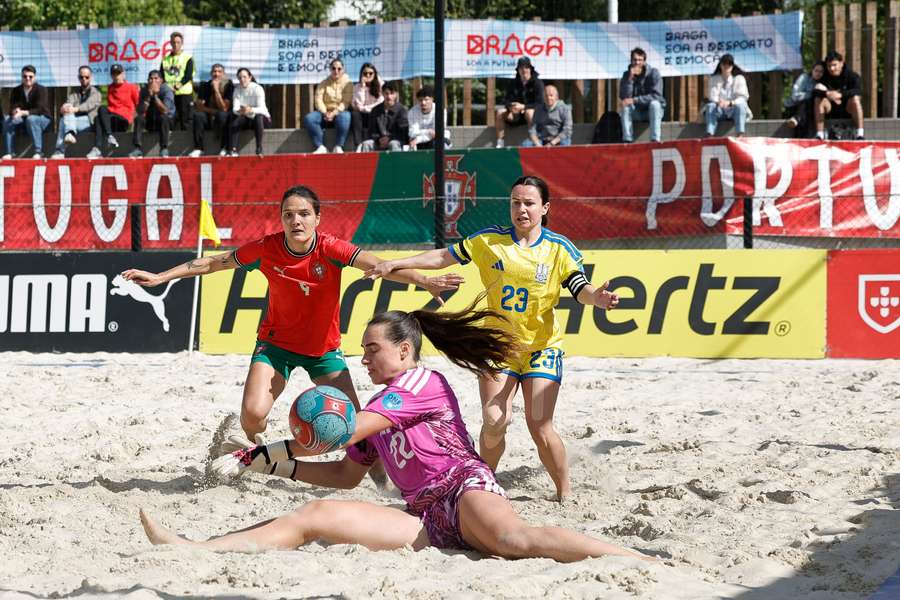 Portugal venceu Ucrânia no Complexo Desportivo da Rodovia Portugal venceu Ucrânia no Complexo Desportivo da Rodovia