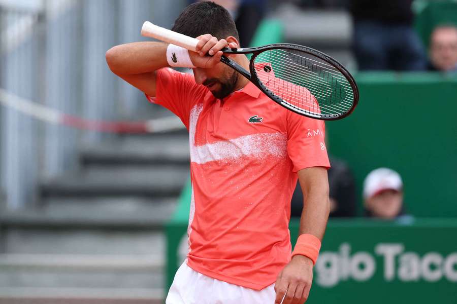 Djokovic lost in straight sets
