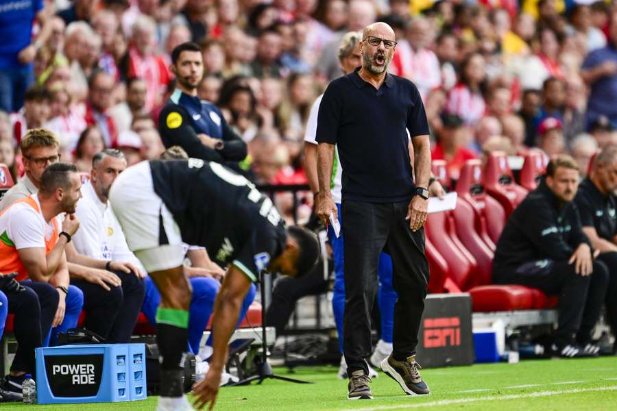 Bosz rekent op versterking in achterhoede van PSV: 'Het was niet goed'