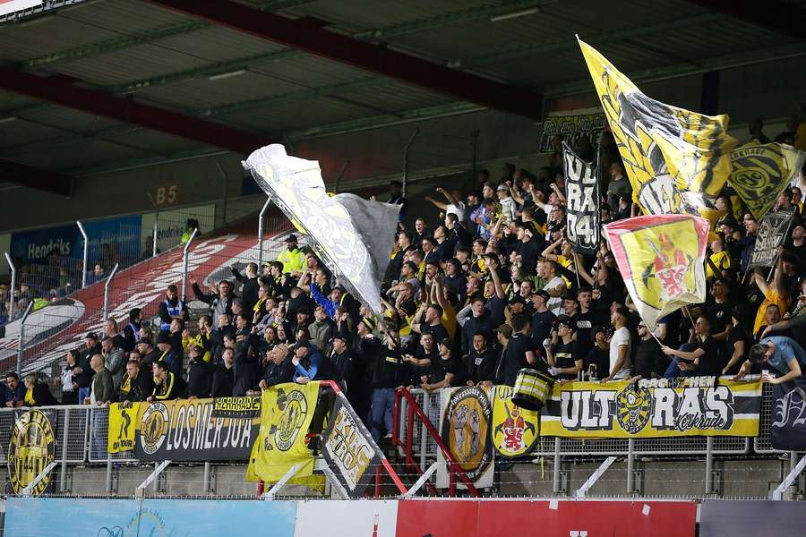 Roda JC-fans vierden afgelopen vrijdag een overwinning in het uitvak in Oss