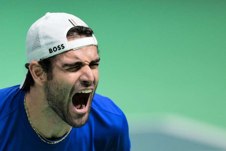Berrettini celebra triunfo sobre Rodionov Berrettini celebra triunfo sobre Rodionov