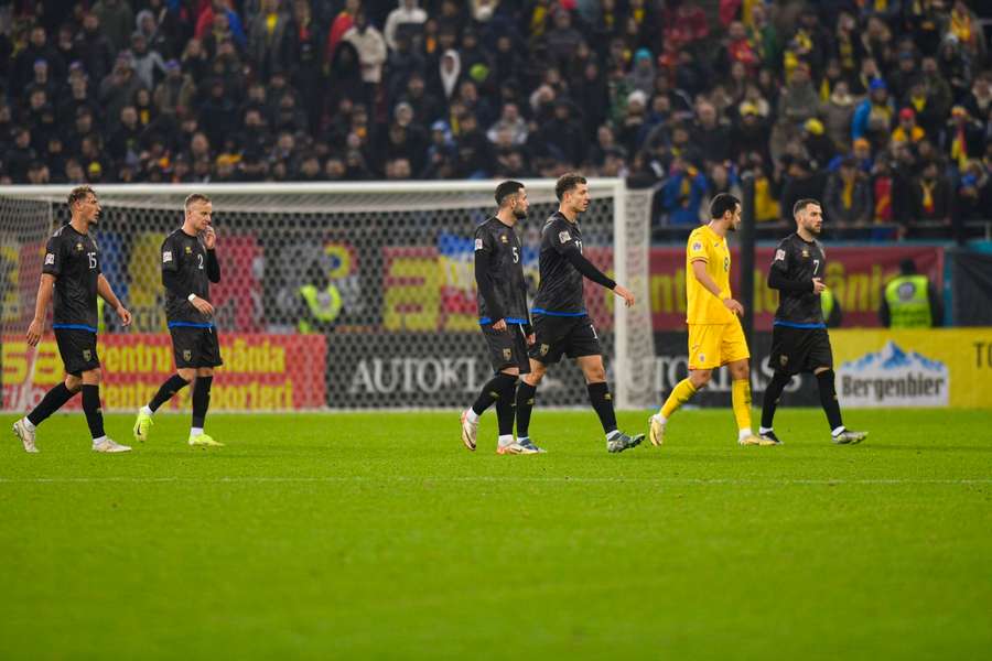 Kosovo abandonou o relvado durante o jogo contra a Roménia