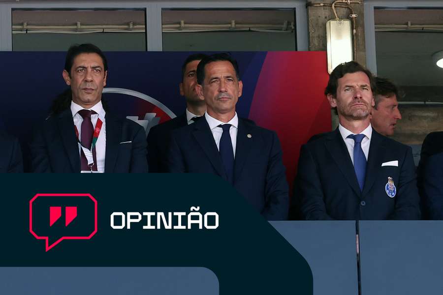 Rui Costa e André Villas-Boas acompanharam a partida ao lado de Pedro Proença Rui Costa e André Villas-Boas acompanharam a partida ao lado de Pedro Proença