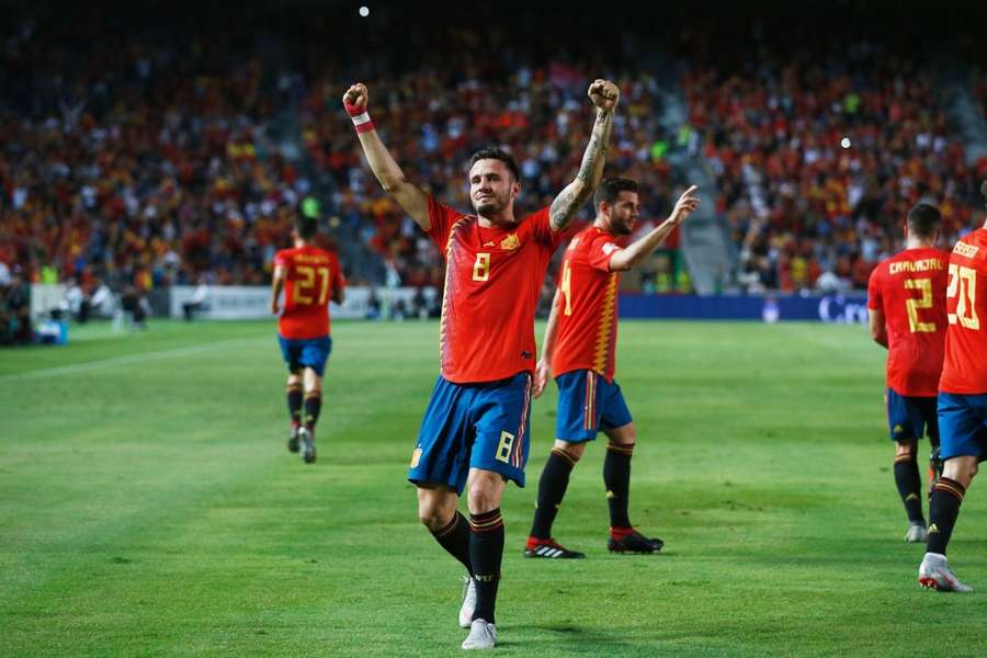 Saúl celebra su gol ante Croacia en el Martínez Valero, en 2018