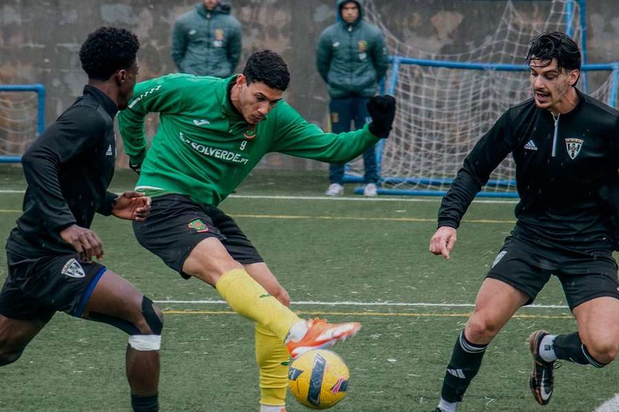 Paços de Ferreira e Amarante empataram a dois golos Paços de Ferreira e Amarante empataram a dois golos