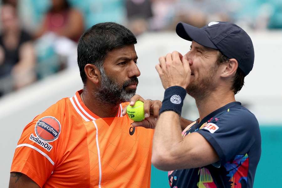 Os dois reis de pares Rohan Bopanna (Índia) e Matthew Ebden (Austrália)