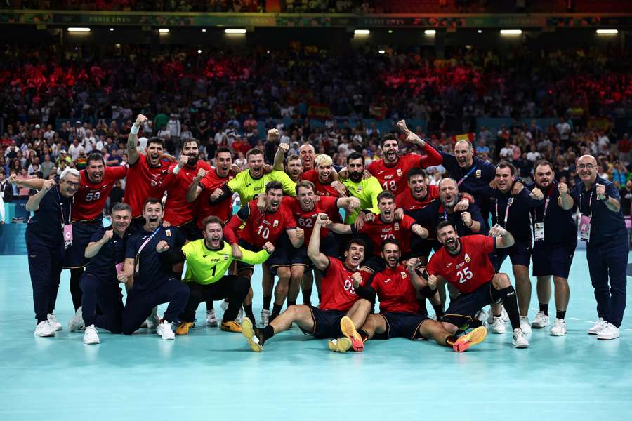 Los Hispanos celebran el bronce olímpico en París 2024