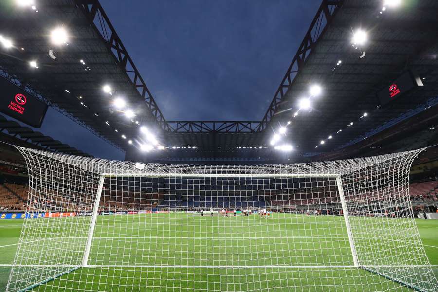 Lo Stadio San Siro di Milano Lo Stadio San Siro di Milano