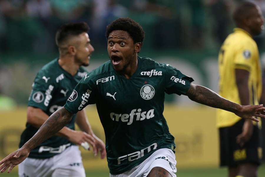 Luiz Adriano conquistou o bi da Libertadores no Palmeiras