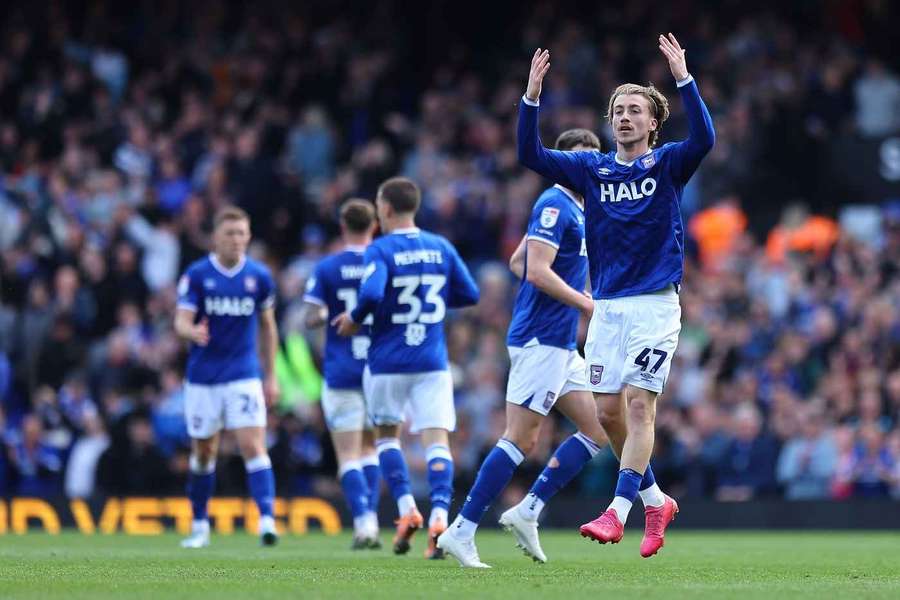 Jack Clarke celebrates his equaliser