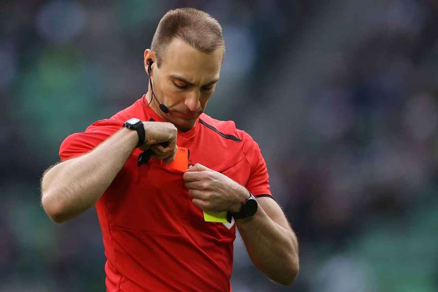 Se modifică VAR-ul Se modifică VAR-ul