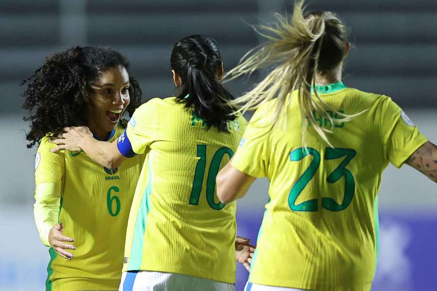 O Brasil vem de vitória contra o Paraguai