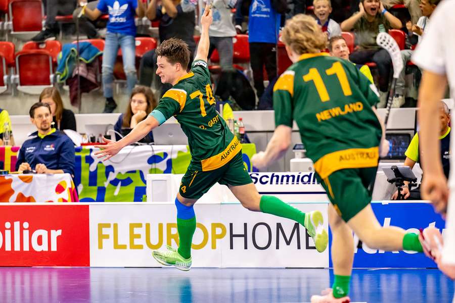 Daniel Gärtner se raduje z gólu v dresu Austrálie na MS 2022. Daniel Gärtner se raduje z gólu v dresu Austrálie na MS 2022.