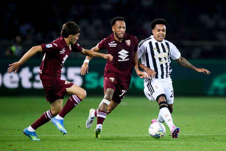 Juventus' Weston McKennie in action with Torino's Enzo Ebosse Juventus' Weston McKennie in action with Torino's Enzo Ebosse