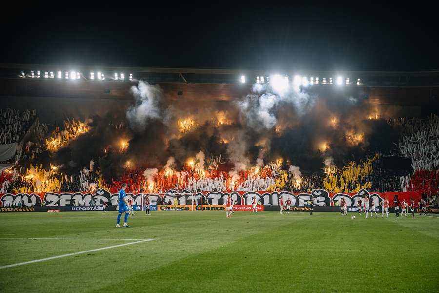 Slavia i Sparta pykají za chování fanoušků v derby.