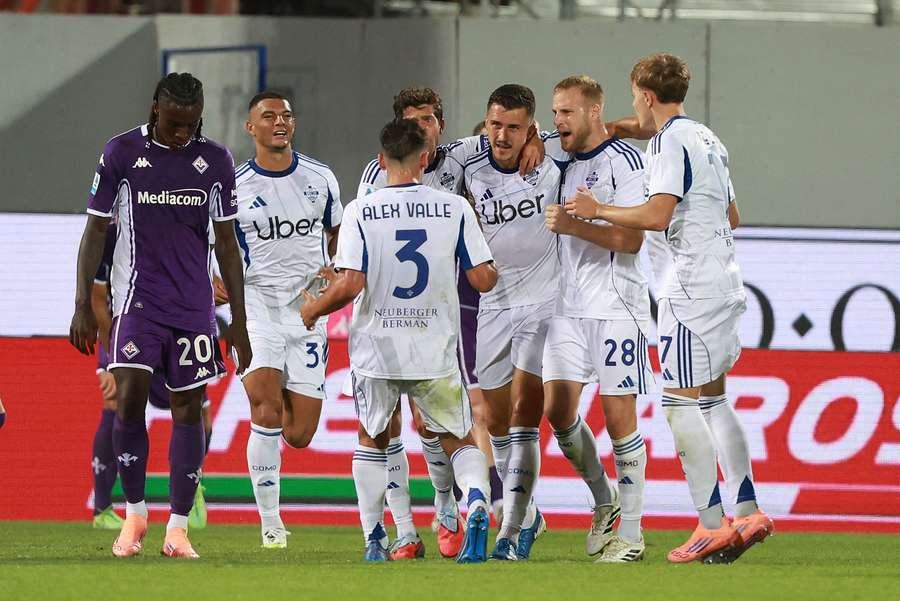 La alegría de los jugadores del Como