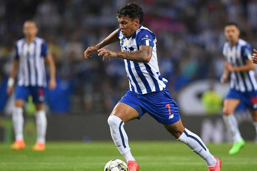 Veron assume algumas dificuldades na primeira época no FC Porto