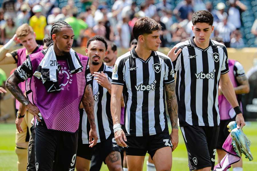 Botafogo react after their defeat