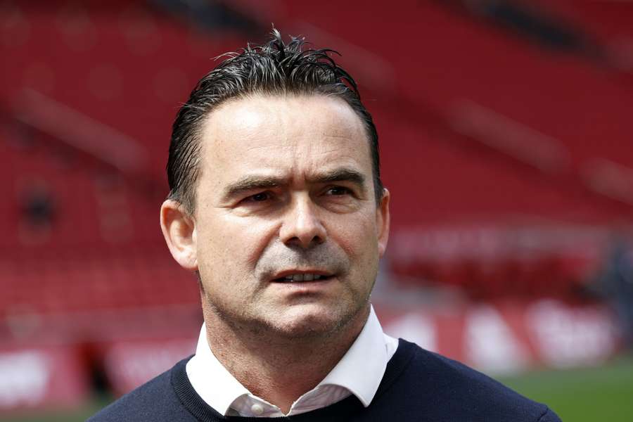 Overmars jaar geschorst voor grensoverschrijdend gedrag