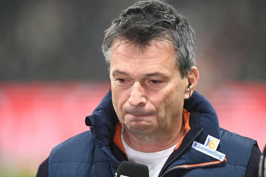 Heidel kehrte unter Tränen zur Mitgliederversammlung zurück