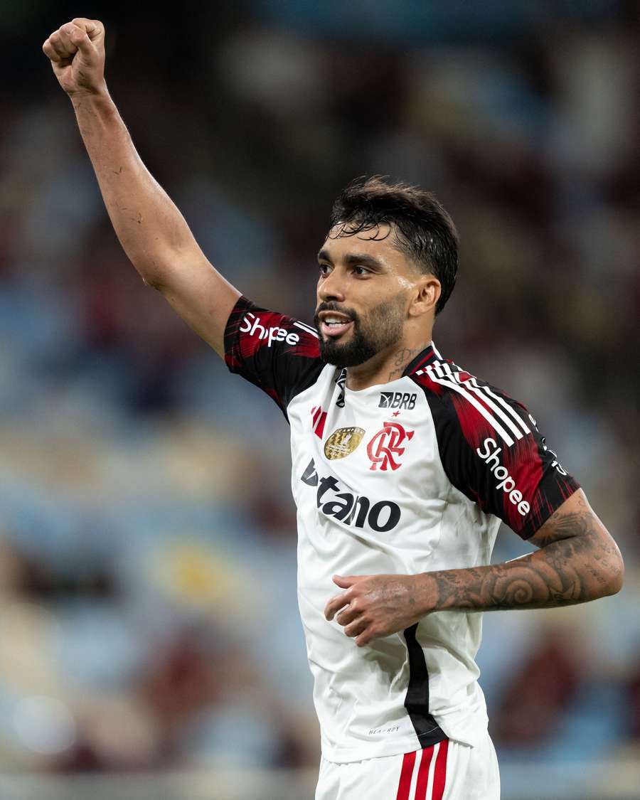 Paquetá se destacou na goleada do Flamengo no Maracanã