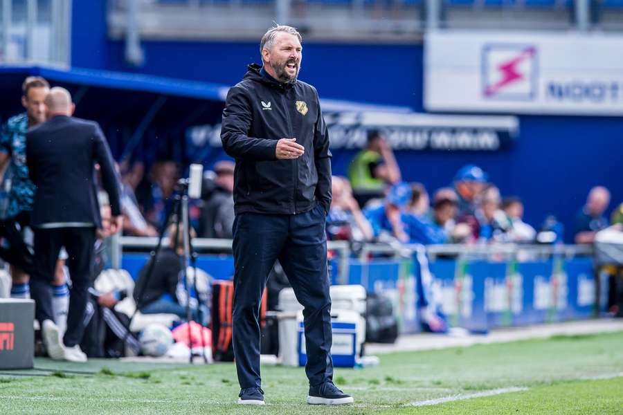 Danske Michael Silberbauer får sparket i den hollandske klub Utrecht