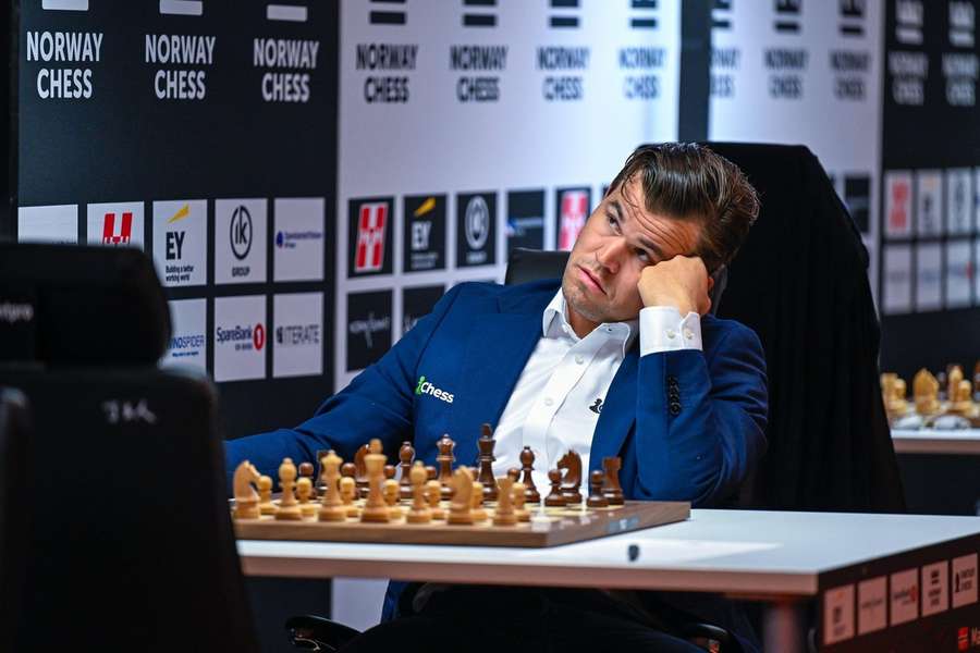 O norueguês Magnus Carlsen vinha evitando enfrentar seu desafeto