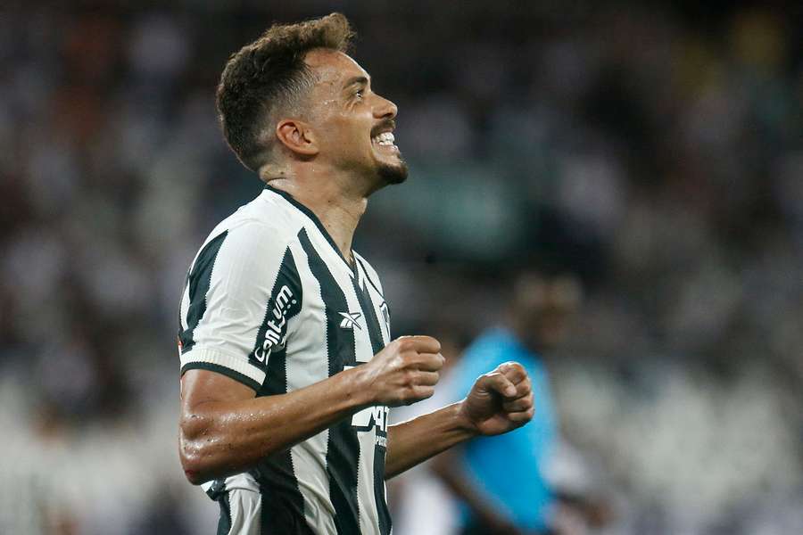 Eduardo, hoje no Cruzeiro, vai reencontrar Botafogo pela primeira vez Eduardo, hoje no Cruzeiro, vai reencontrar Botafogo pela primeira vez