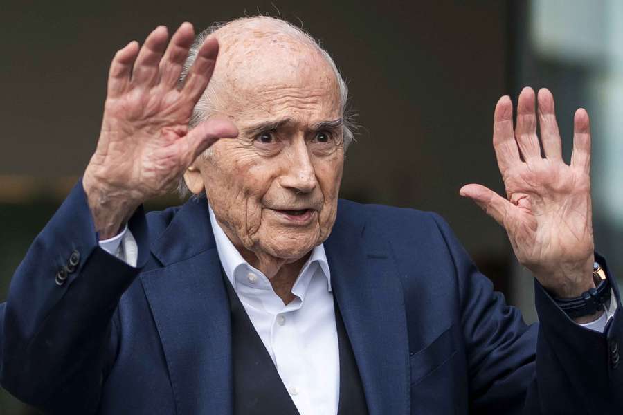 Blatter no se corta al hablar de la FIFA Blatter no se corta al hablar de la FIFA