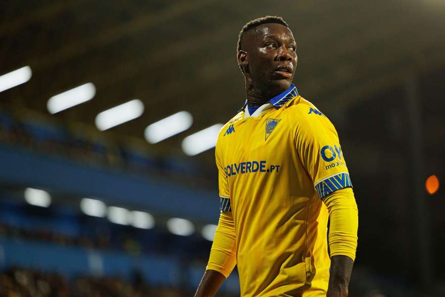 Patrick de Paula fez apenas 407 minutos no Estoril, em nove jogos