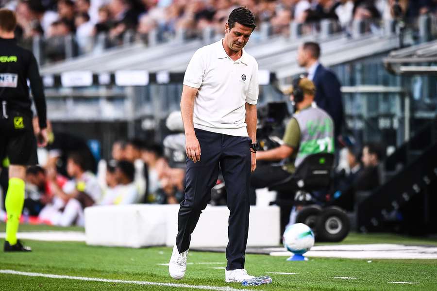 Inter-Trainer Christian Chivu startet mit seinem Team bei Ajax Amsterdam in die Champions League.