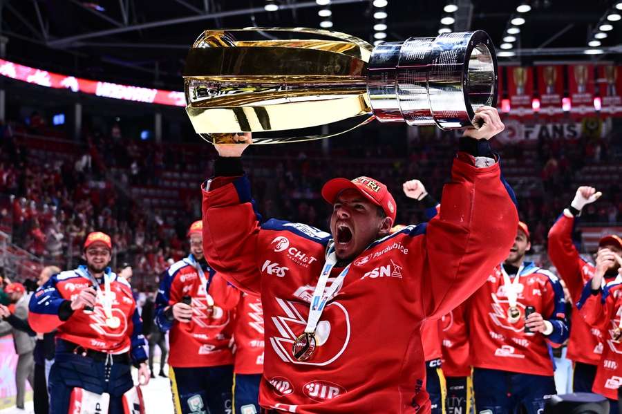 Obrovská radost Romana Willa.