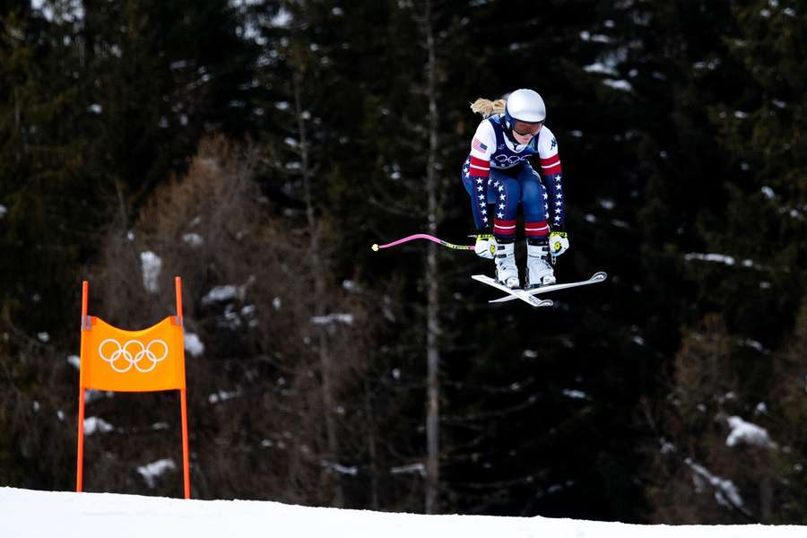 Lindsey Vonnová má za sebou první sjezdařský trénink v Cortině.