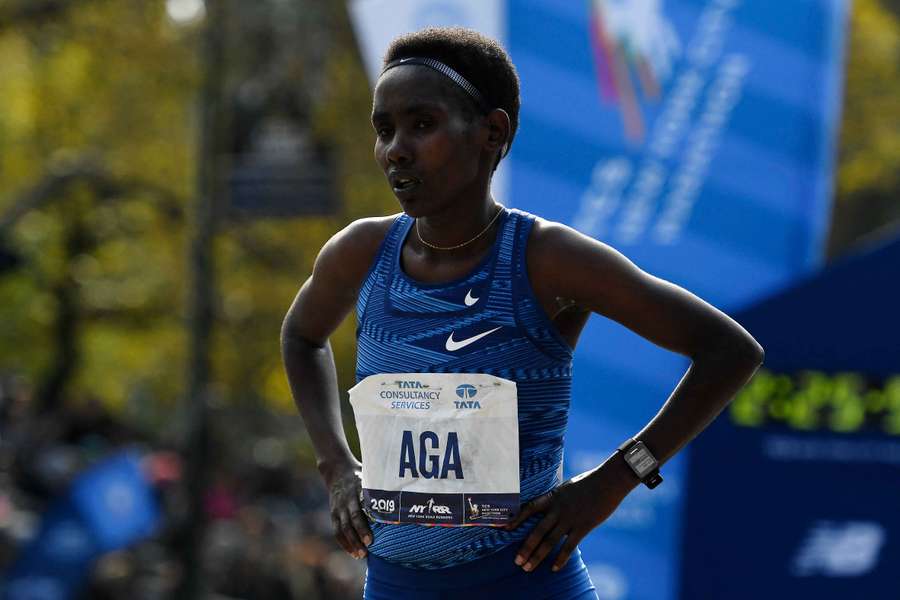 Ruti Aga, maratonista etíope Ruti Aga, maratonista etíope