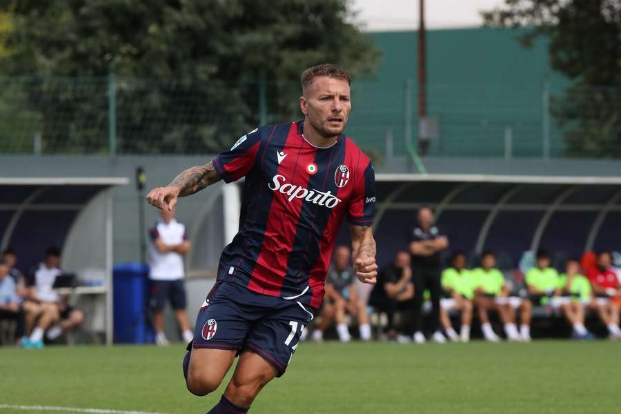 Ciro Immobile durante o jogo entre Bolonha e Levadiakos