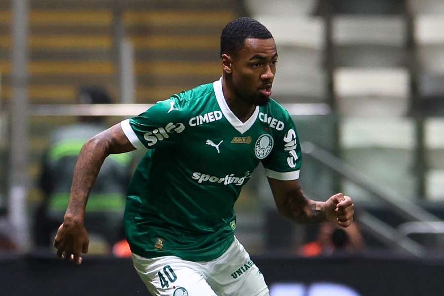 Cria da base do Palmeiras, Allan pode jogar pela primeira vez fora do clube