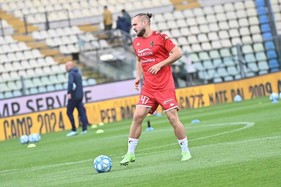 Pușcaș a marcat în total doar trei goluri în ultimul an (2 la Bari, 1 la naționala României)